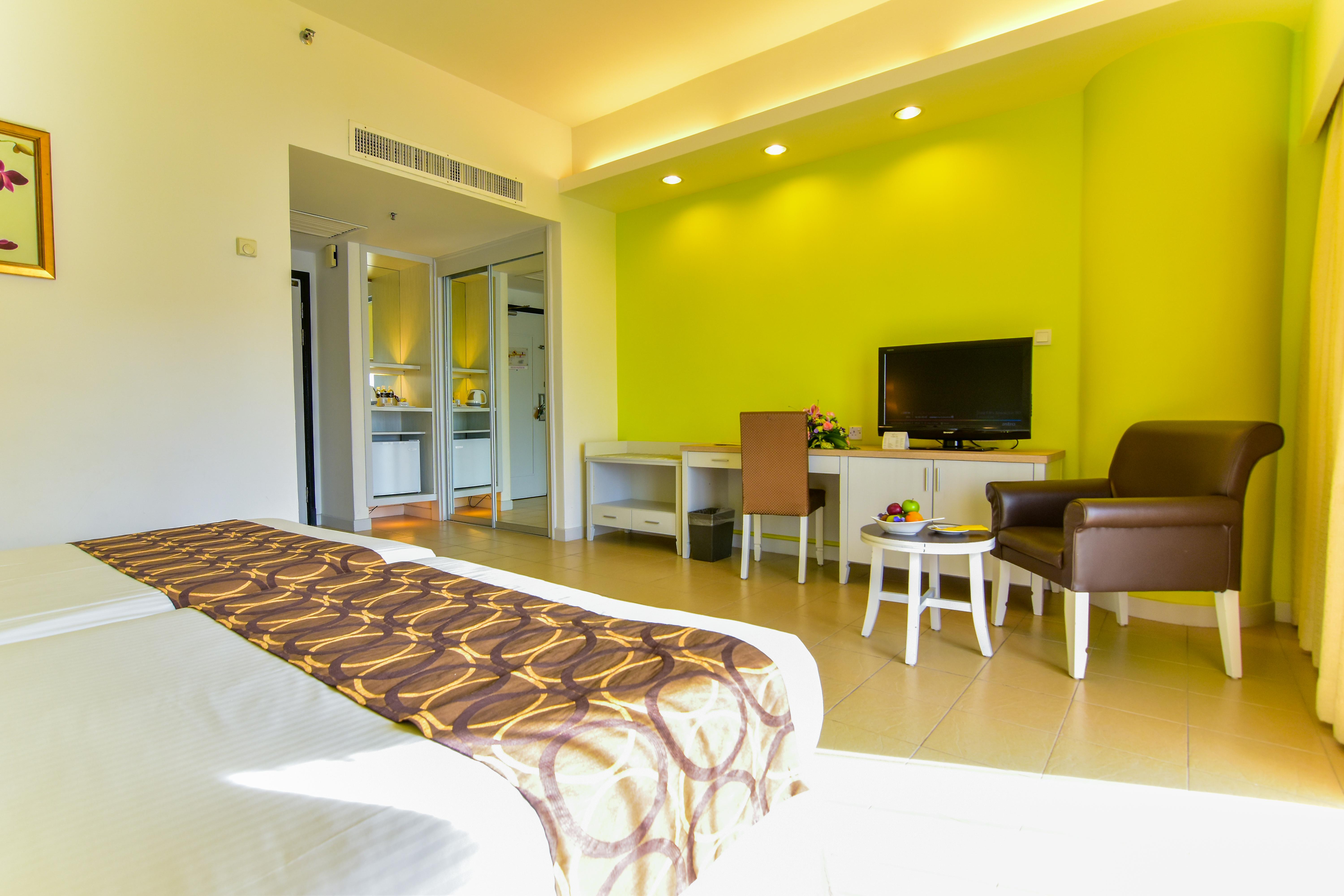 Flamingo Hotel By The Beach, Penang Tanjung Bungah  Esterno foto